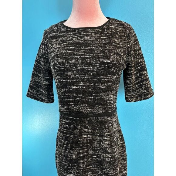 NWT Banana Republic S/S Sheath Dress Black White Variegated Knit Unlined 6 - Picture 4 of 6